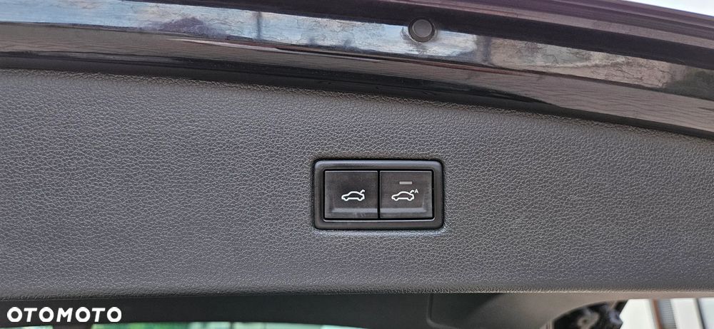 Volkswagen Tiguan - 27