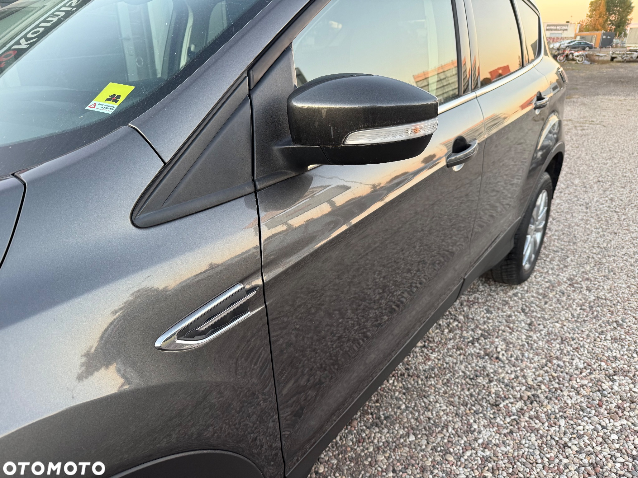 Ford Kuga 1.5 EcoBoost 2x4 Titanium - 10