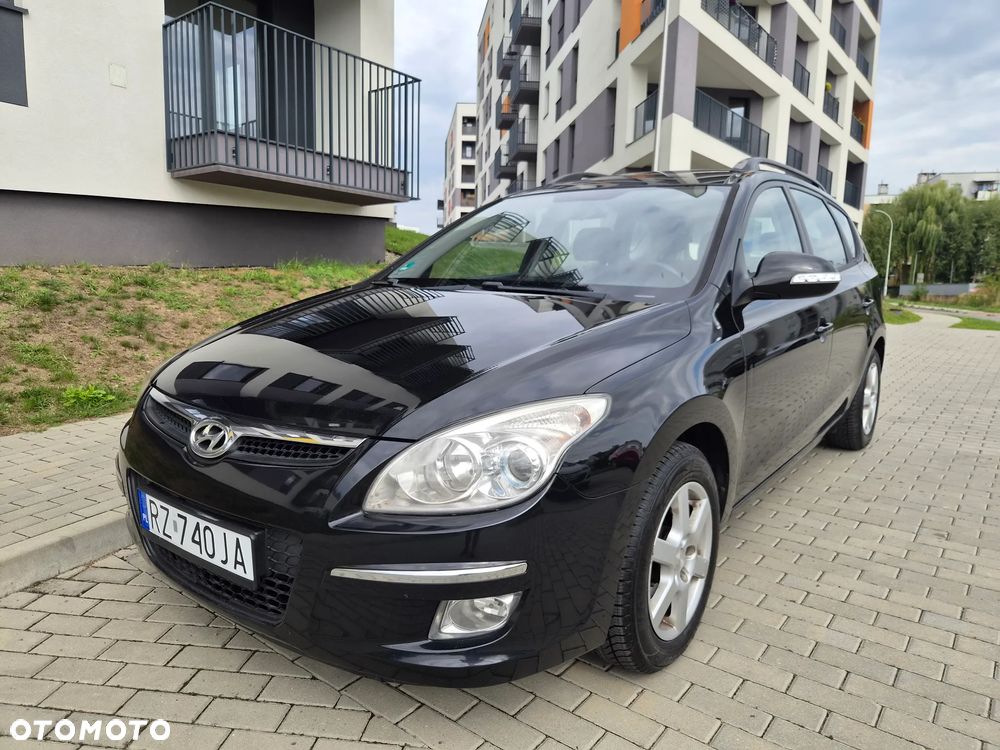 Hyundai i30 2.0 Premium - 9