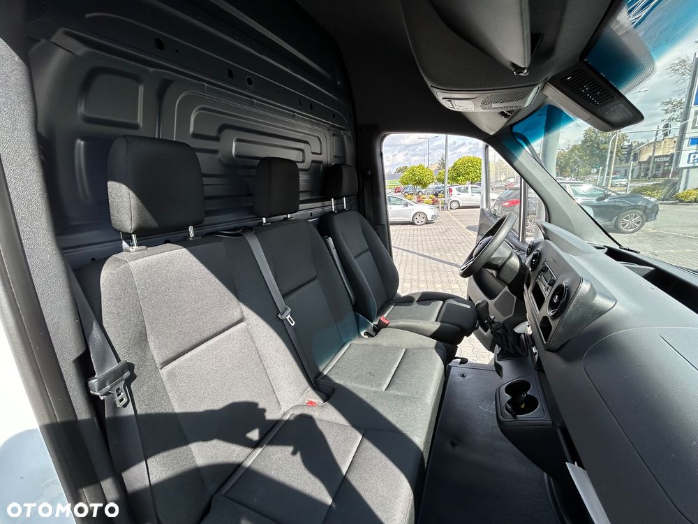 Mercedes-Benz sprinter - 10