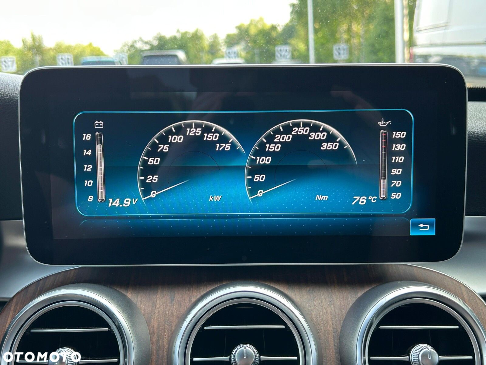 Mercedes-Benz Klasa C 200 9G-TRONIC - 37