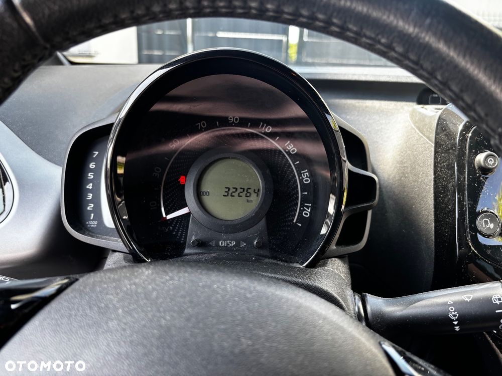 Toyota Aygo 1.0 VVT-i Black Edition - 15