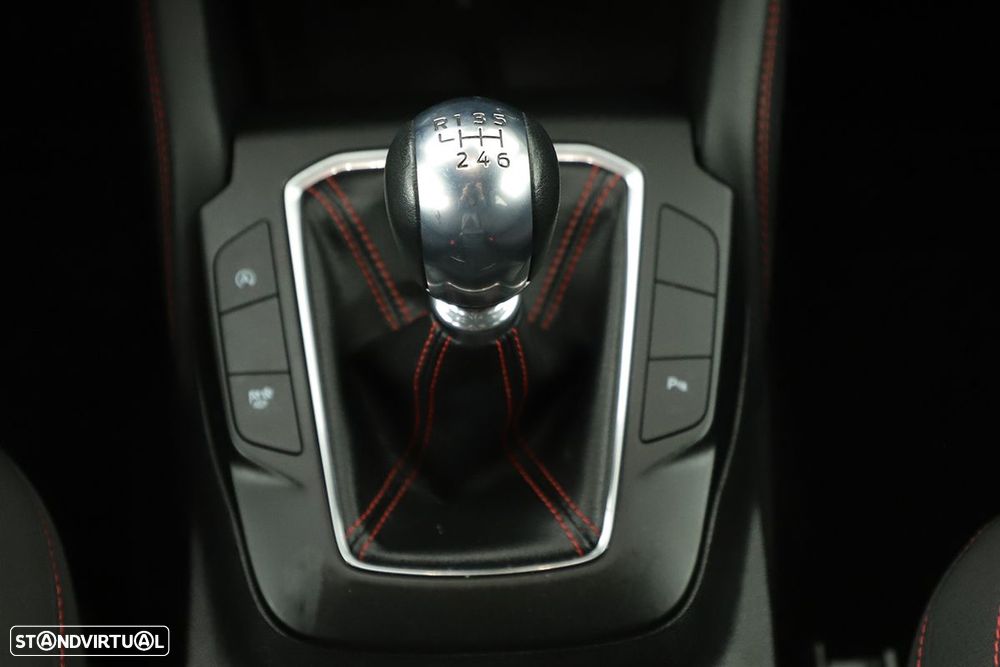 Ford Kuga 1.5 TDCi EcoBlue ST-Line - 13