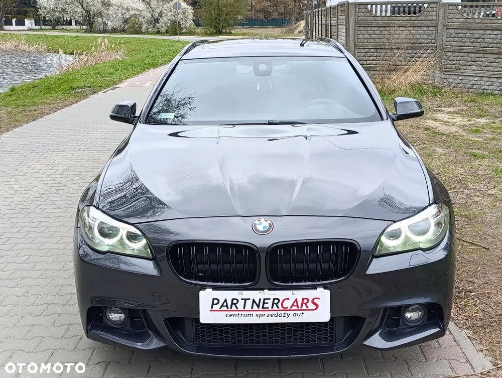 BMW Seria 5 525d xDrive Luxury Line - 3