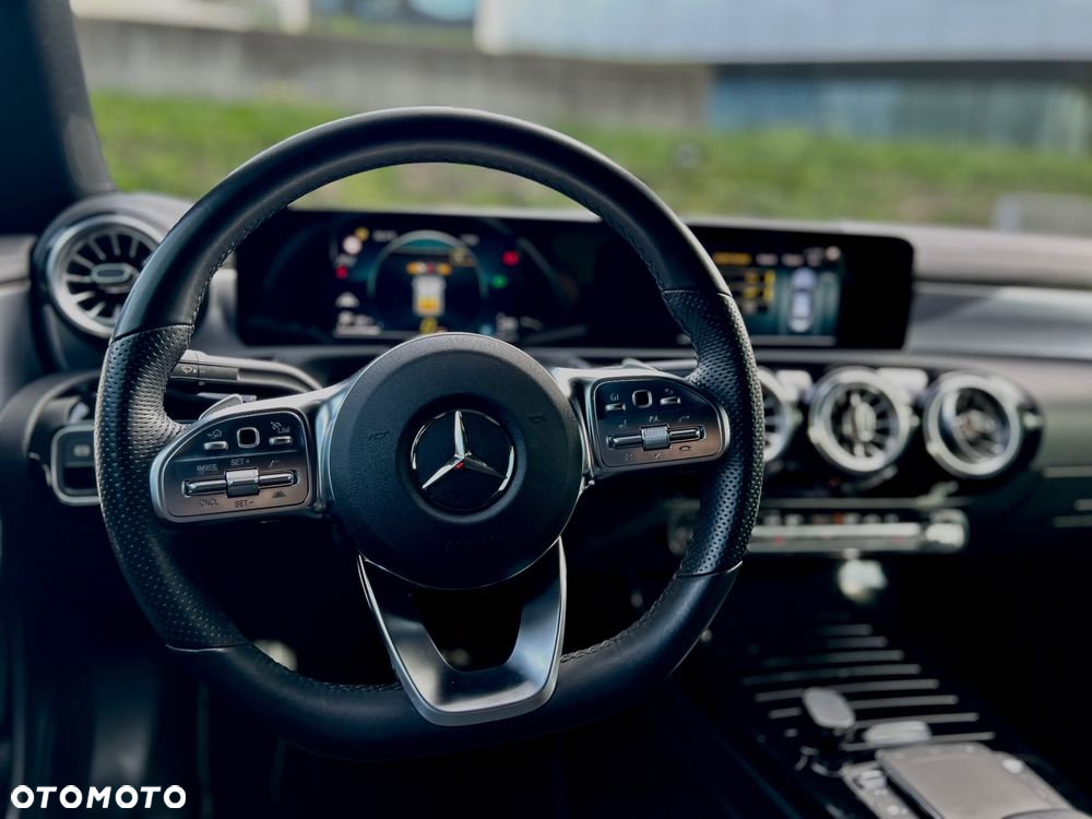 Mercedes-Benz CLA 220 d Edition 1 8G-DCT - 19