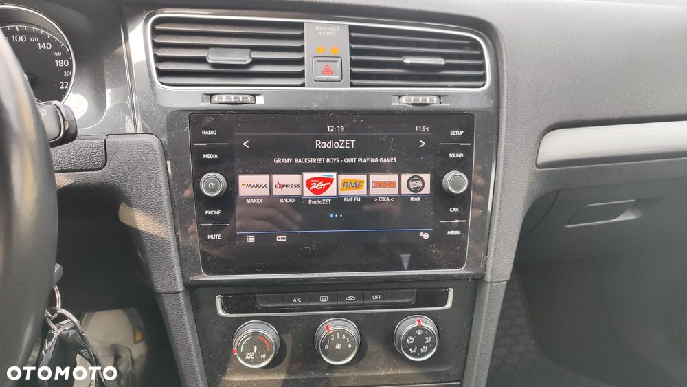 Volkswagen Golf 1.6 TDI BMT Comfortline - 10