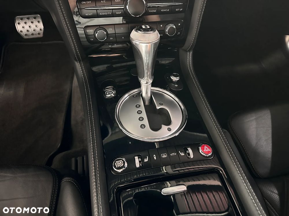 Bentley Flying Spur - 18