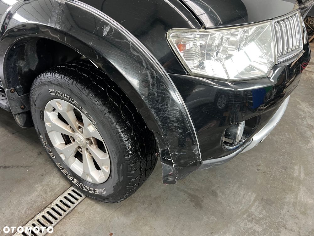 Mitsubishi L200 2.5 DID Instyle Sport - 26