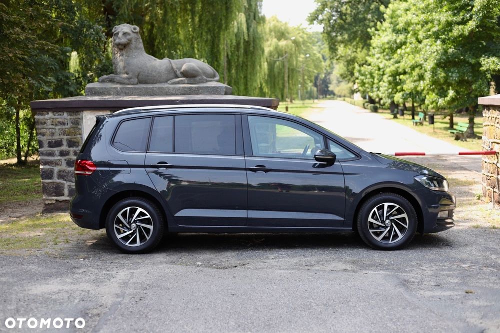 Volkswagen Touran 1.6 TDI SCR DSG Join - 24