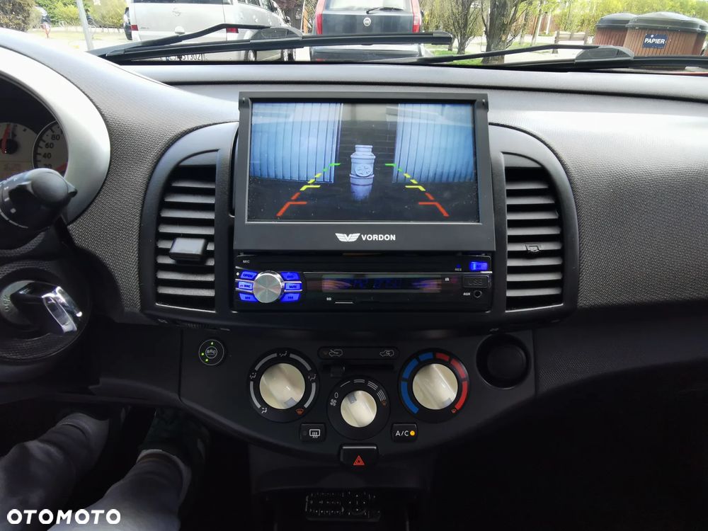 Nissan Micra 1.4 Active Luxury - 9