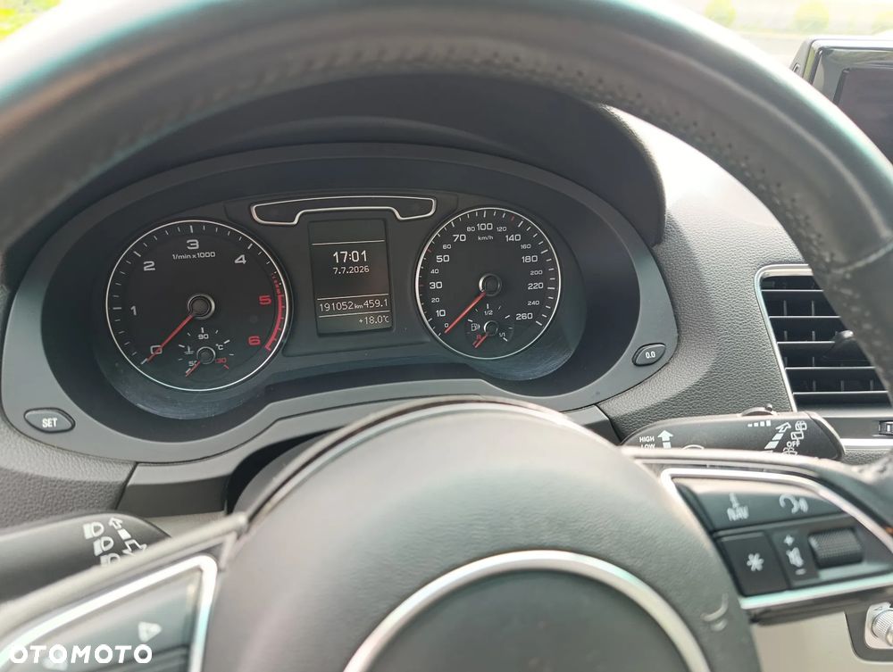 Audi Q3 2.0 TDI - 11
