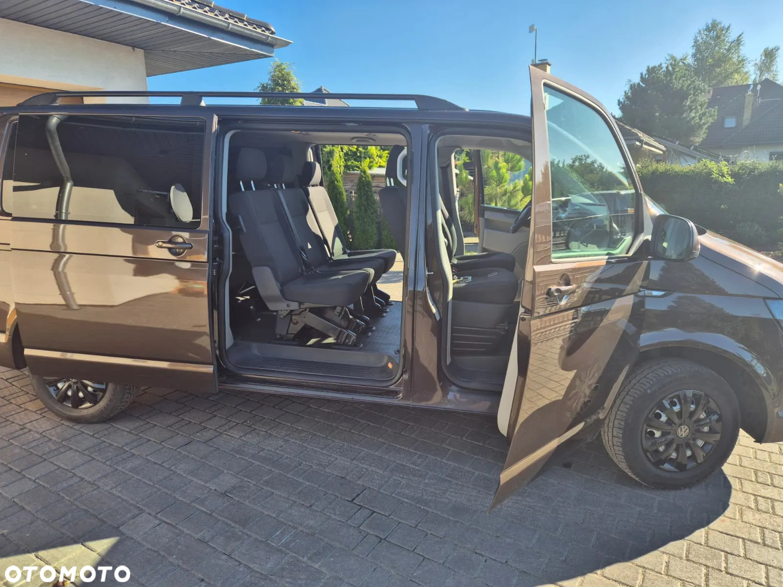Volkswagen Caravelle 2.0 TDI L2 Comfortline - 12