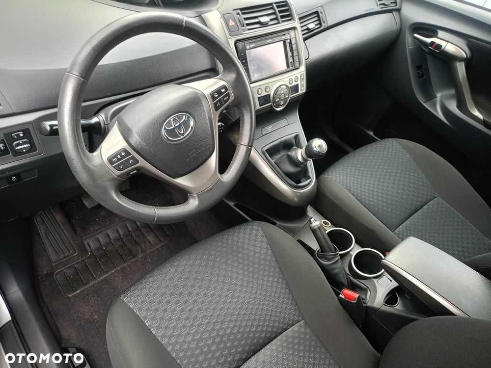 Toyota Verso 1.6 5-Sitzer Life - 9