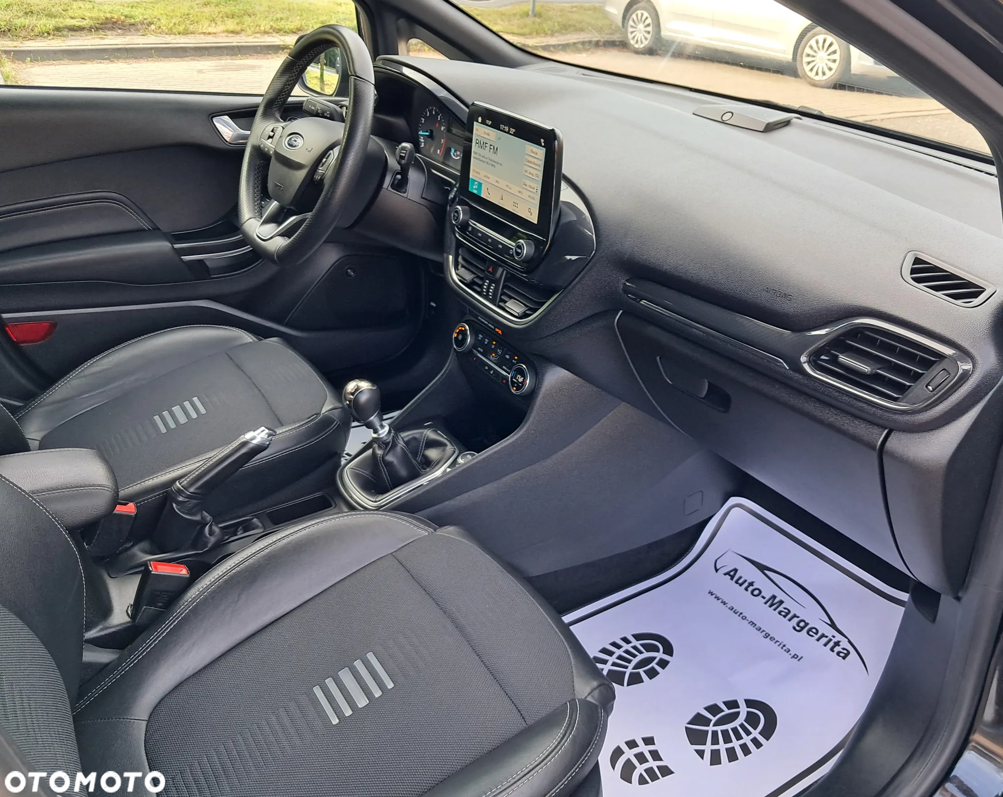 Ford Fiesta 1.0 EcoBoost S&S ST-LINE Black - 29