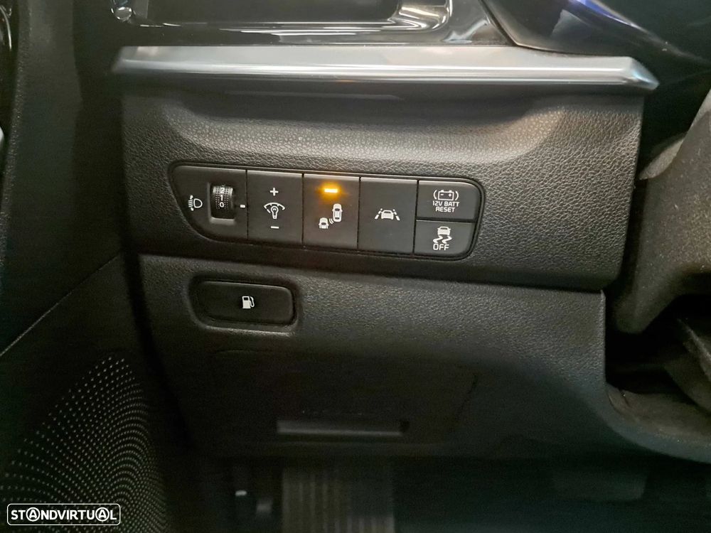 Kia Niro 1.6 GDi HEV Drive - 11