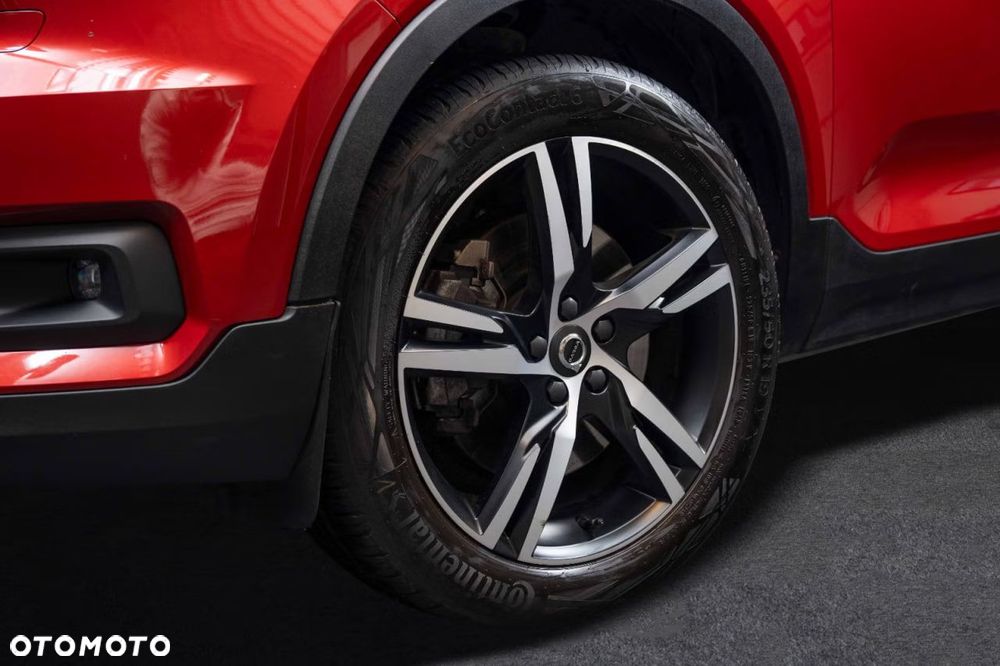 Volvo XC 40 T5 Twin Engine DKG R-Design - 12