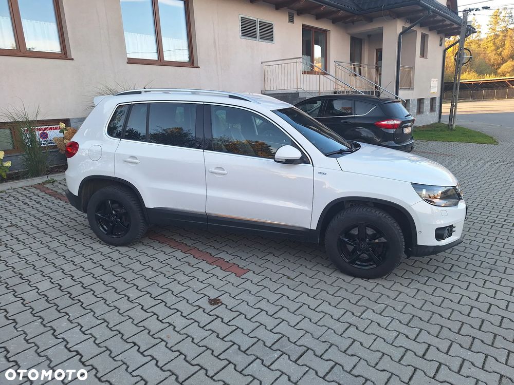 Volkswagen Tiguan 1.4 TSI 4Motion Trend & Fun - 11
