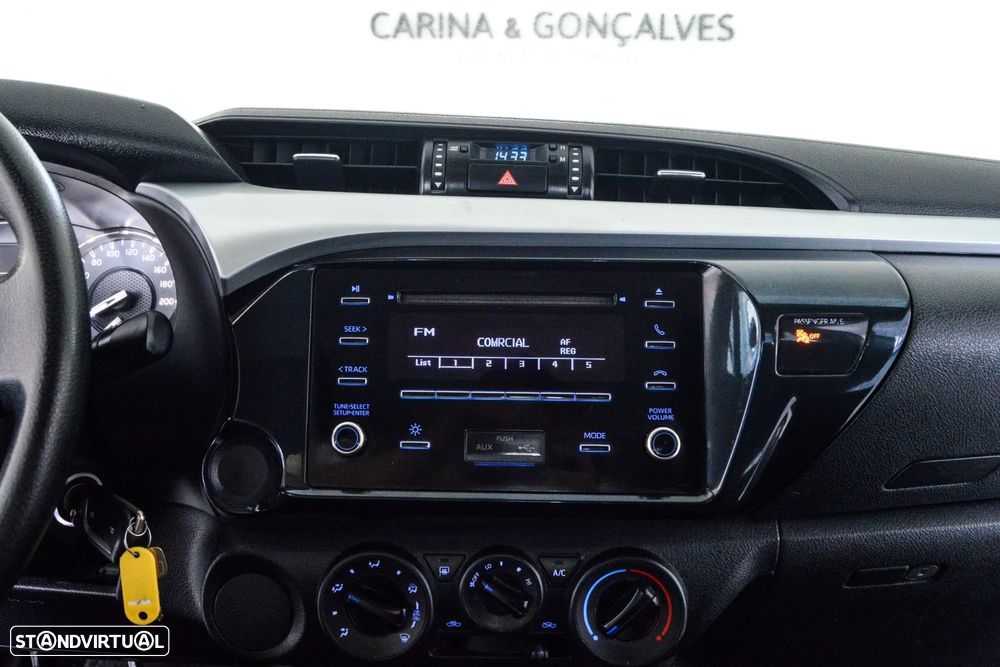 Toyota Hilux 2.4 D-4D 4X2 Cabine Dupla 5L - 38