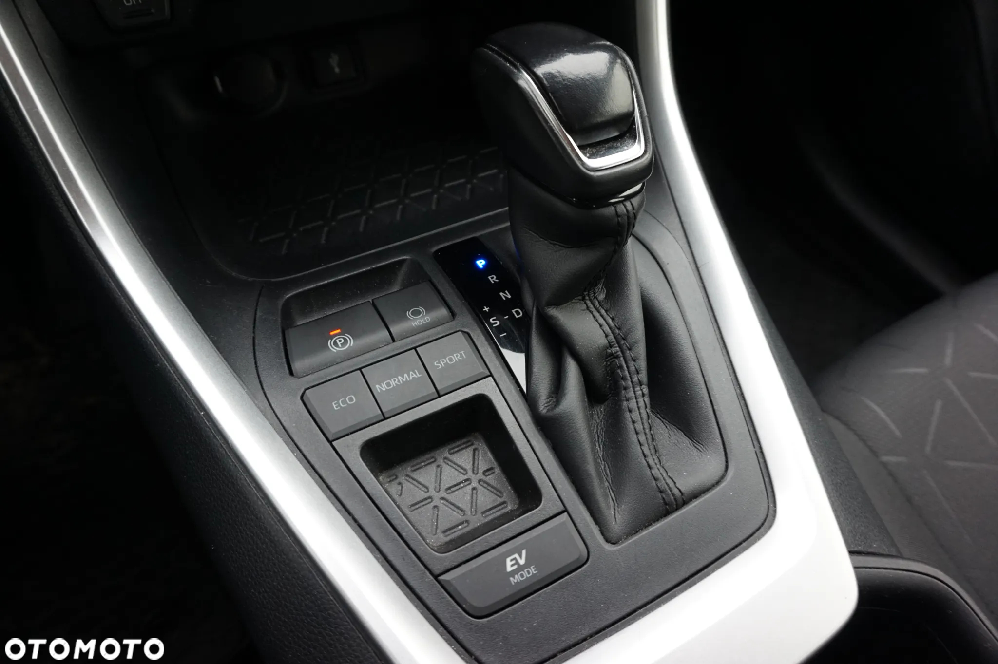 Toyota RAV4 2.5 Hybrid Active 4x2 - 20