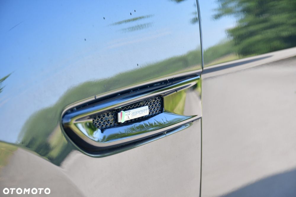 Jaguar F-Pace - 3