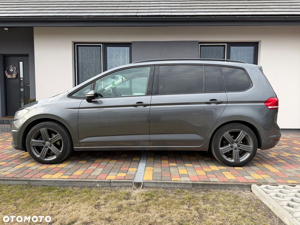 Volkswagen Touran 2.0 TDI BMT Comfortline DSG - 4