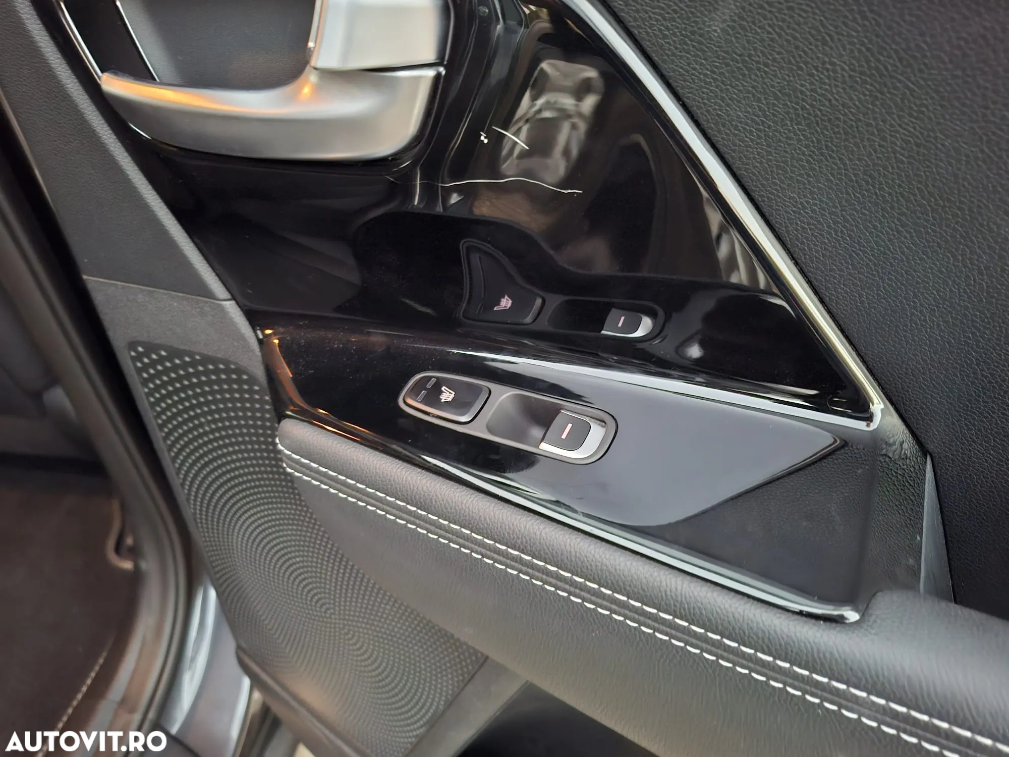 Kia Niro e-Niro 150 kW Vision - 13