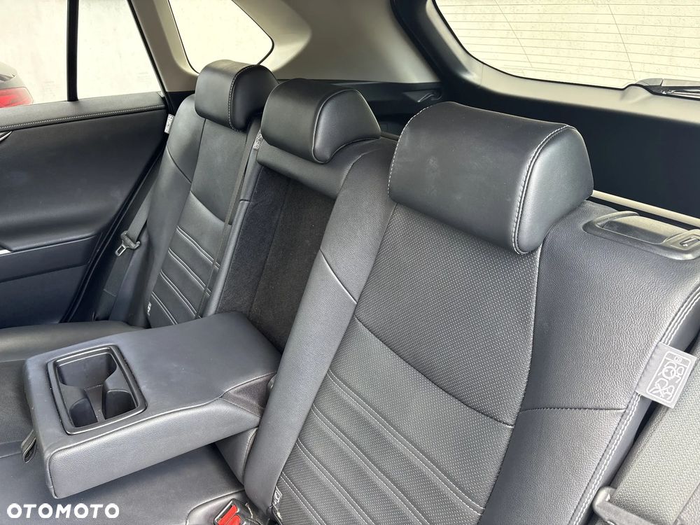 Toyota RAV4 2.5 Hybrid Executive 4x2 - 18