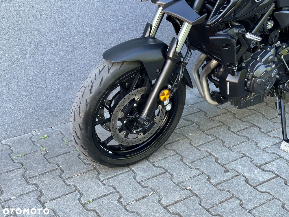 Yamaha MT - 24