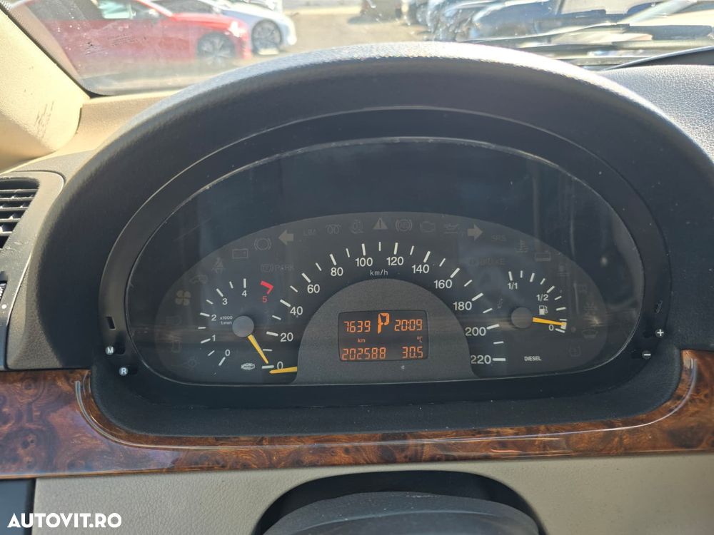 Mercedes-Benz Viano - 10
