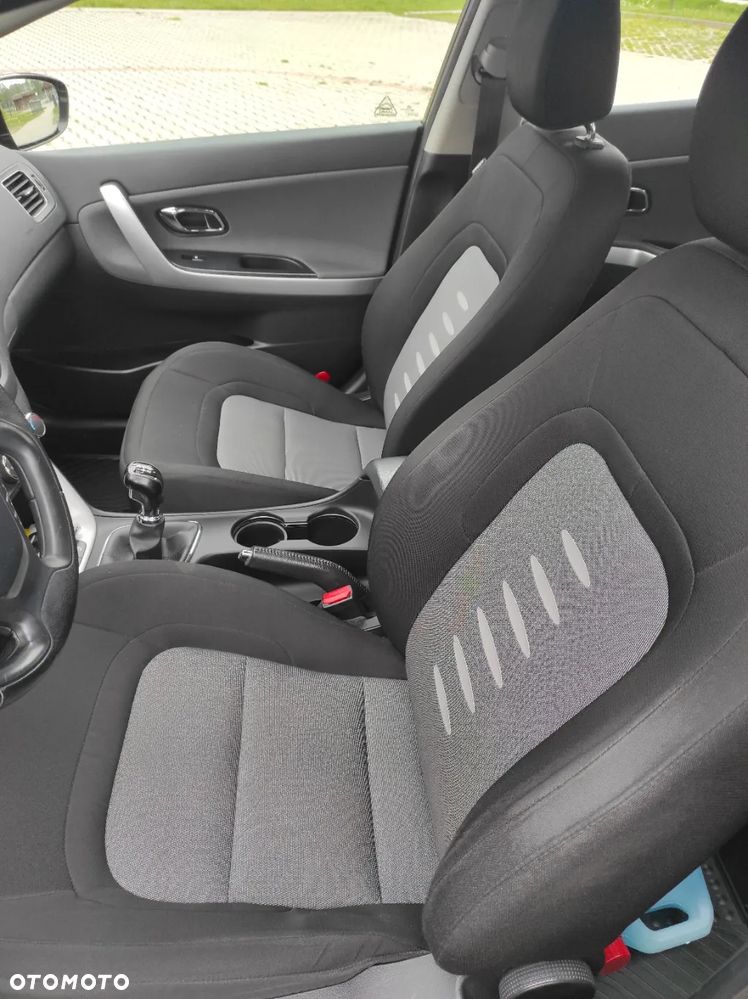 Kia Ceed 1.4 XL - 12