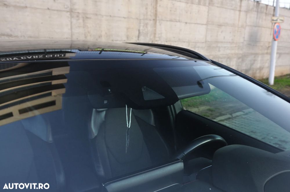 Toyota Corolla 2.0 HSD Exclusive Plus GR Sport Bi-Tone - 15