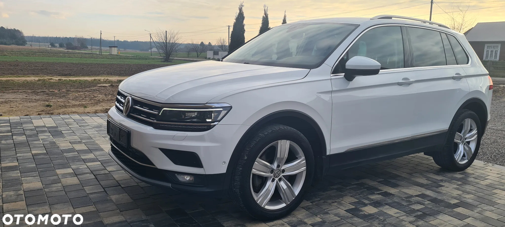 Volkswagen Tiguan 2.0 TDI BMT SCR 4Mot Comfortline DSG - 23