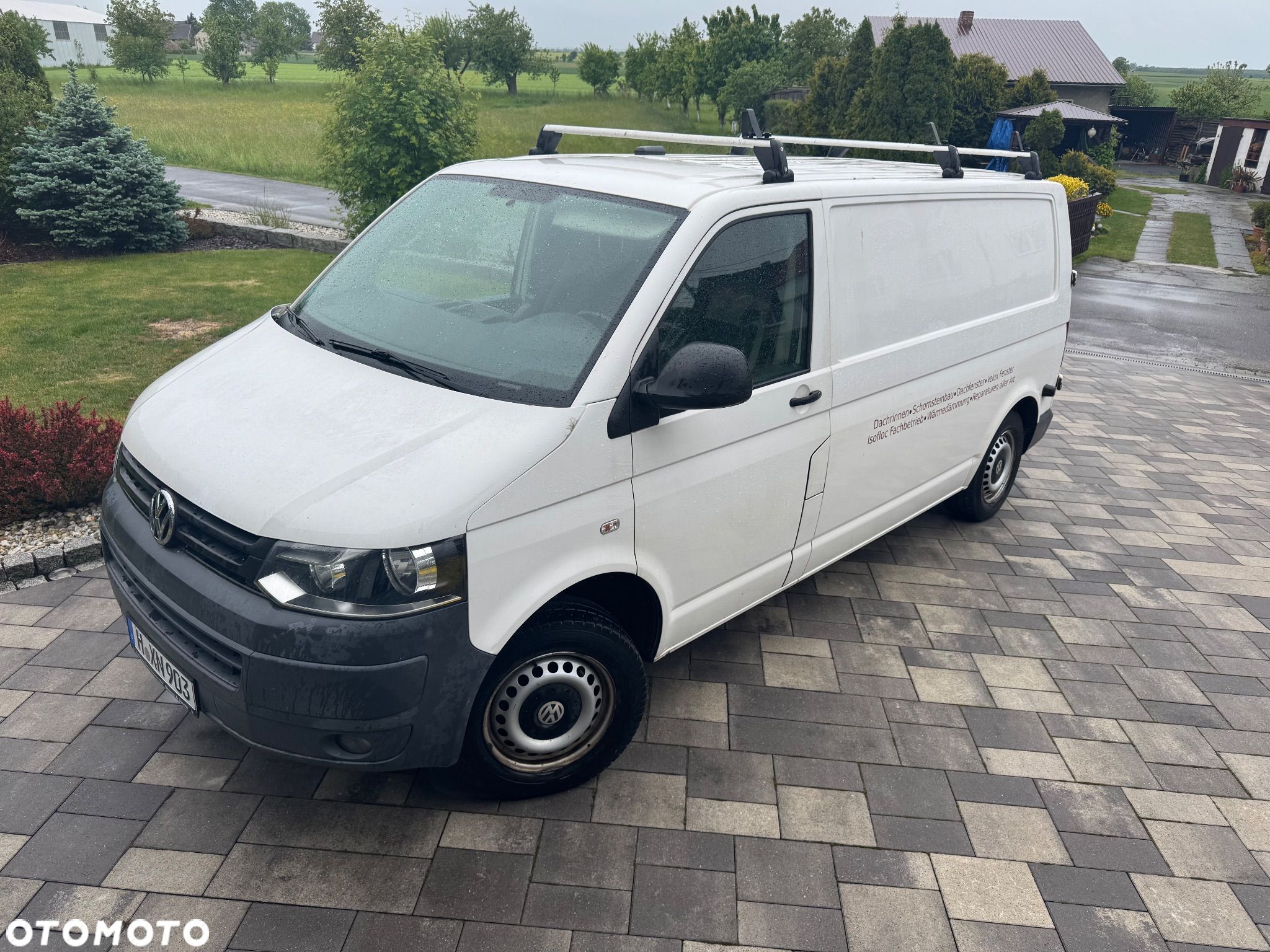 Volkswagen Transporter - 1