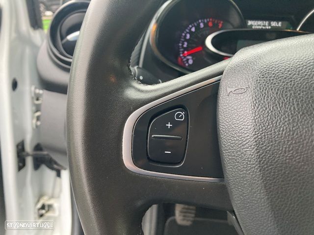 Renault Clio Sport Tourer 0.9 TCE Confort - 12