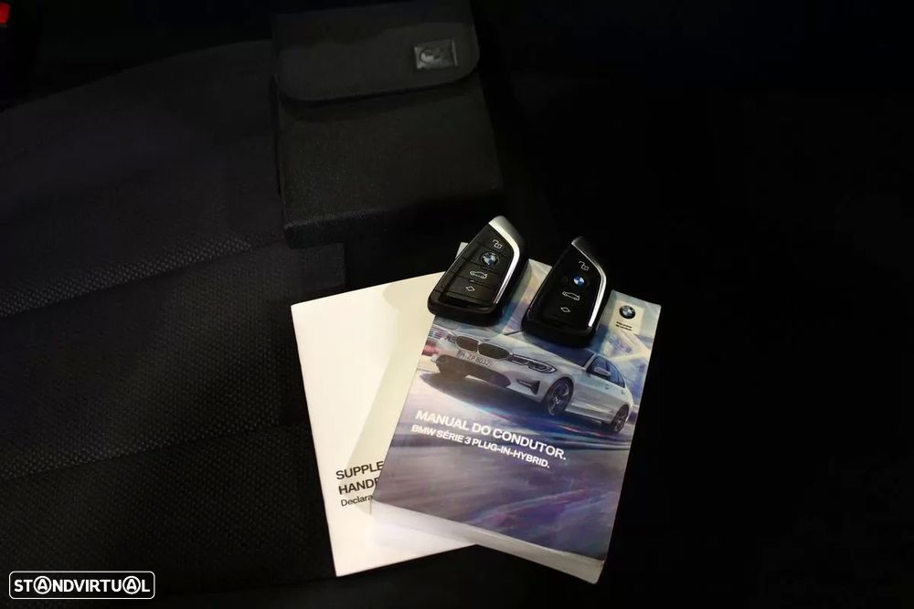BMW 330 e Auto - 29
