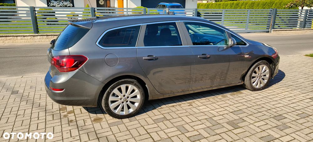 Opel Astra 1.4 T Cosmo S&S - 3