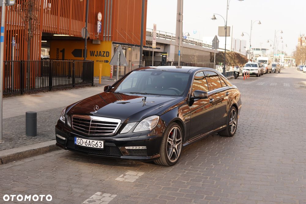 Mercedes-Benz Klasa E 63 AMG - 3