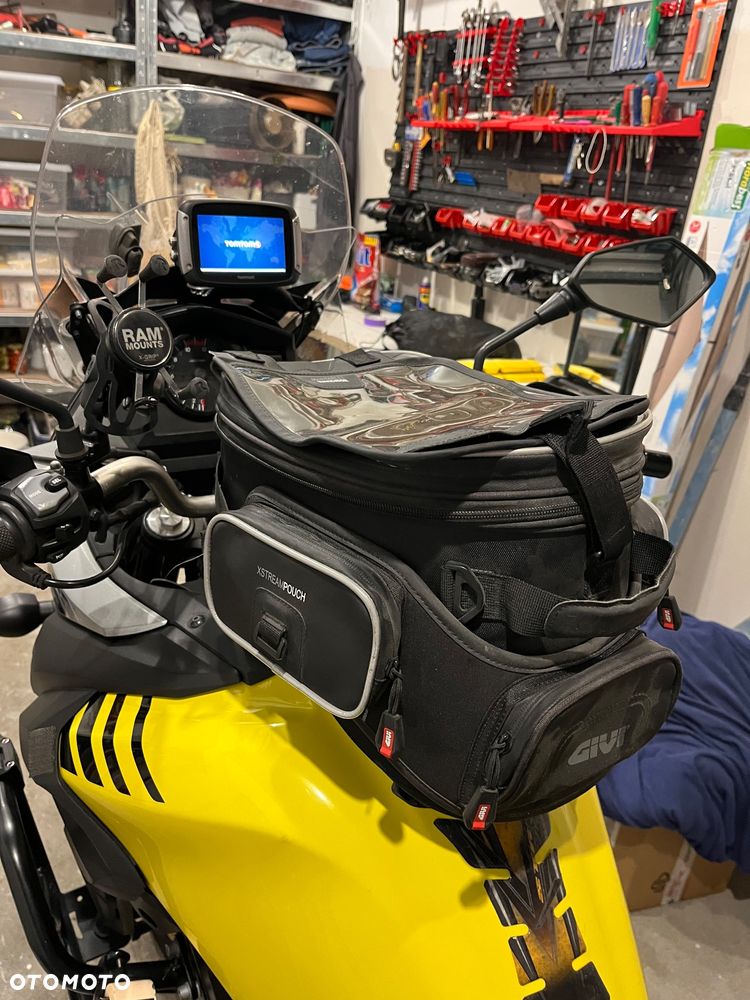 Suzuki DL - 21