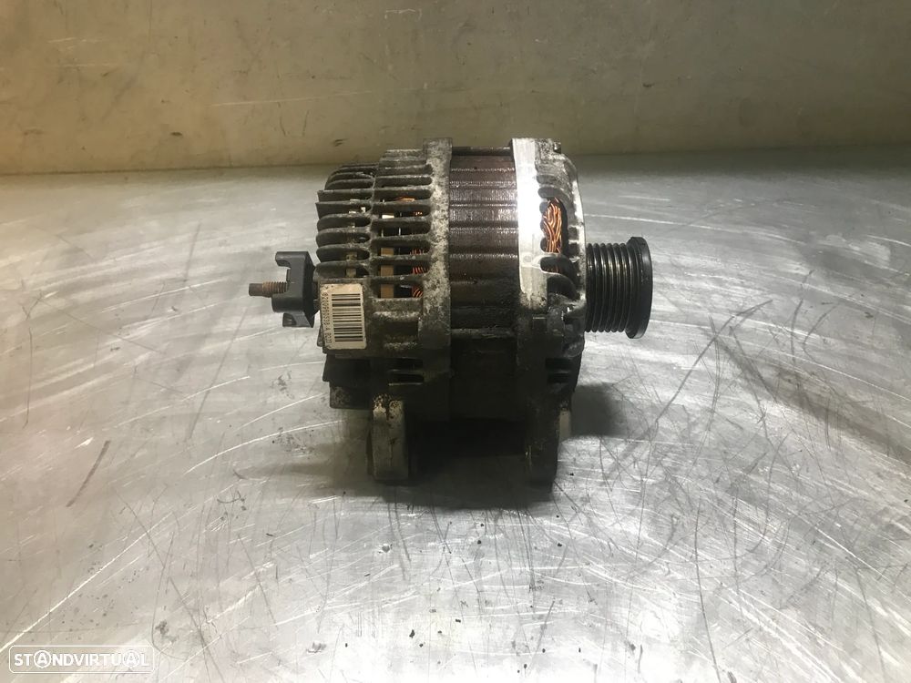 ALTERNADOR RENAULT MEGANE II / SCENIC II 2.0DCI 8200725683 8200960538 - 7