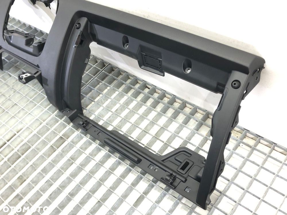 OSŁONA ZAŚLEPKA KONSOLI - 77.00 PLN - KIA RIO IV (YB, SC, FB) 2017 - 2022 1.4 74 kW [101 KM] - 3