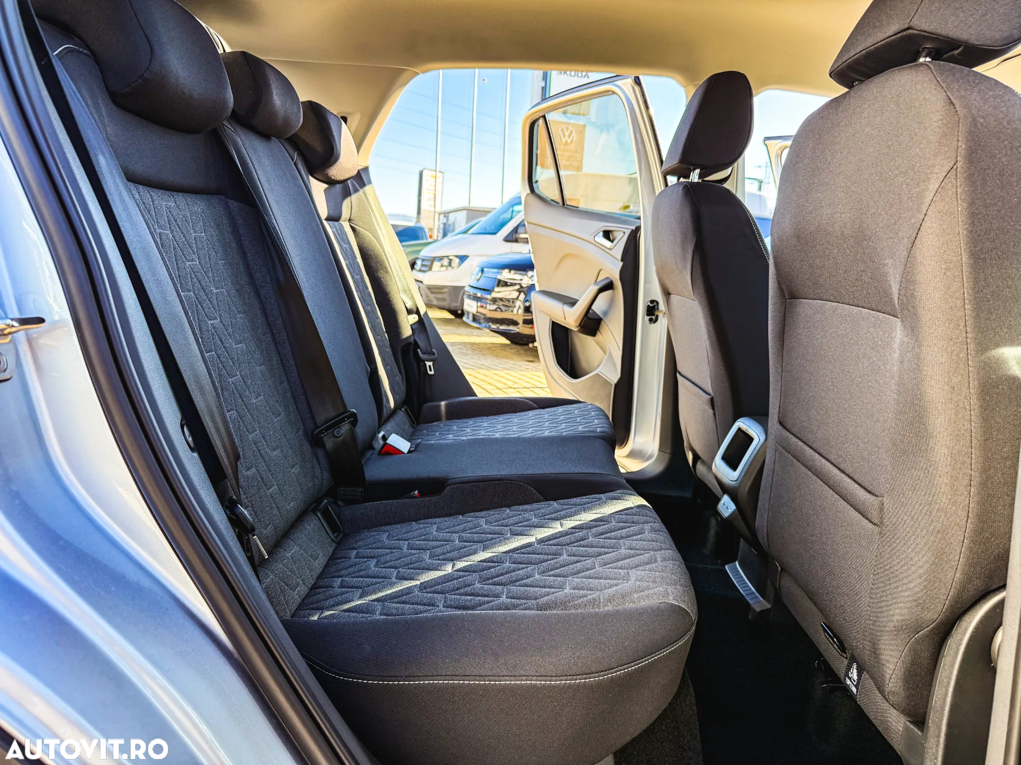 Volkswagen T-Cross 1.5 TSI DSG Life - 17
