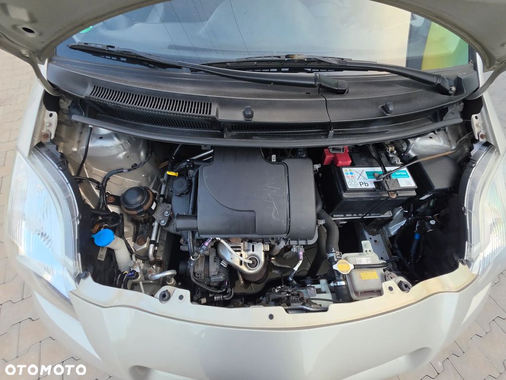 Toyota Yaris 1.0 VVT-i Cool - 23