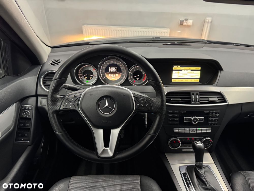 Mercedes-Benz Klasa C 180 Kompressor Automatik Avantgarde - 10
