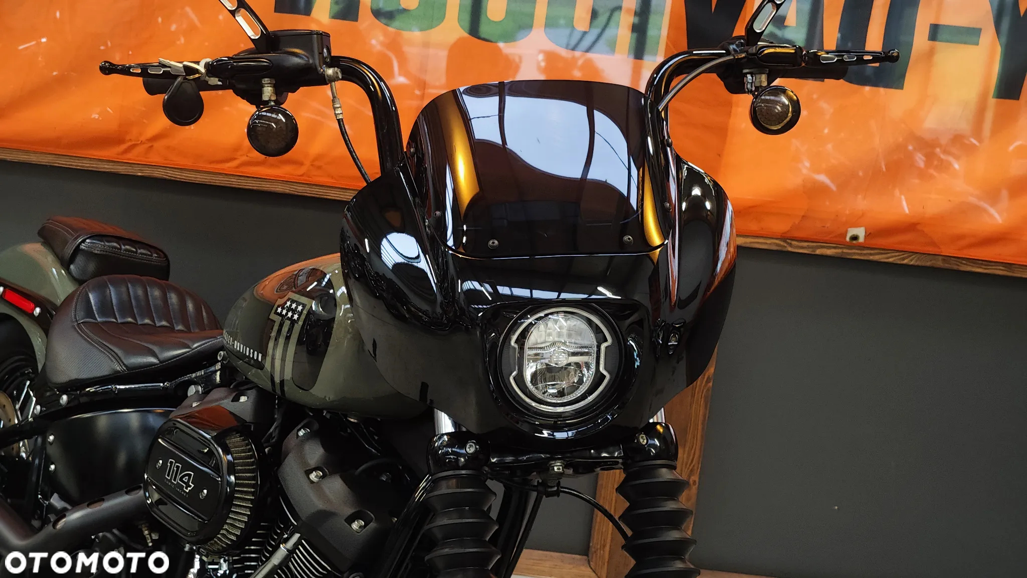 Harley-Davidson Softail Street Bob - 17