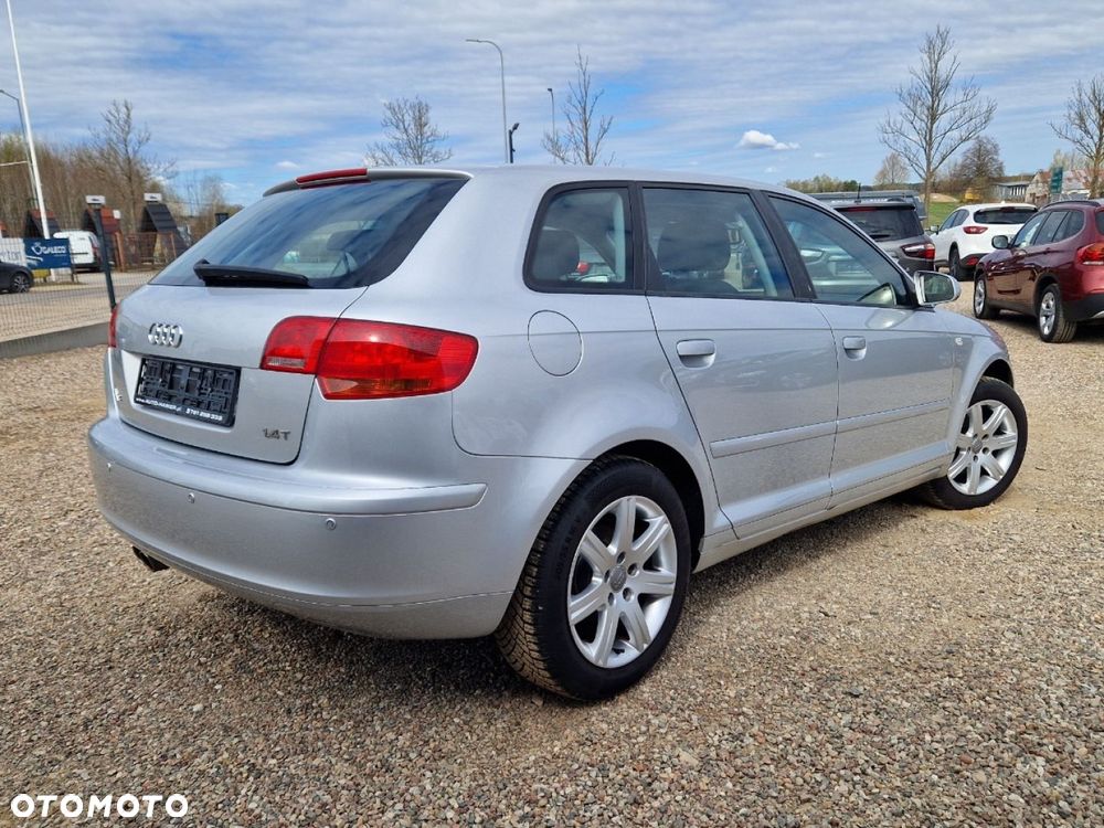 Audi A3 Sportback 1.4T FSI Ambiente - 2