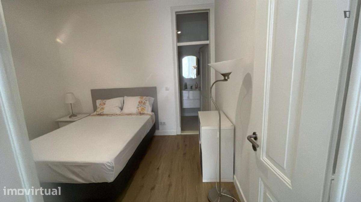 Quarto - localizado em Picoas Lisbon - Grande imagem: 2/12