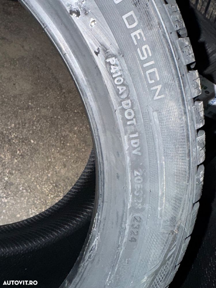 Vând 2 anvelope 275/40/18 vredestein de iarnă noi - 4