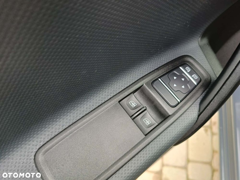 Mercedes-Benz CITAN - 33