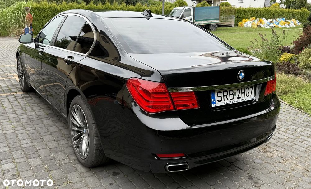 BMW Seria 7 740d - 6