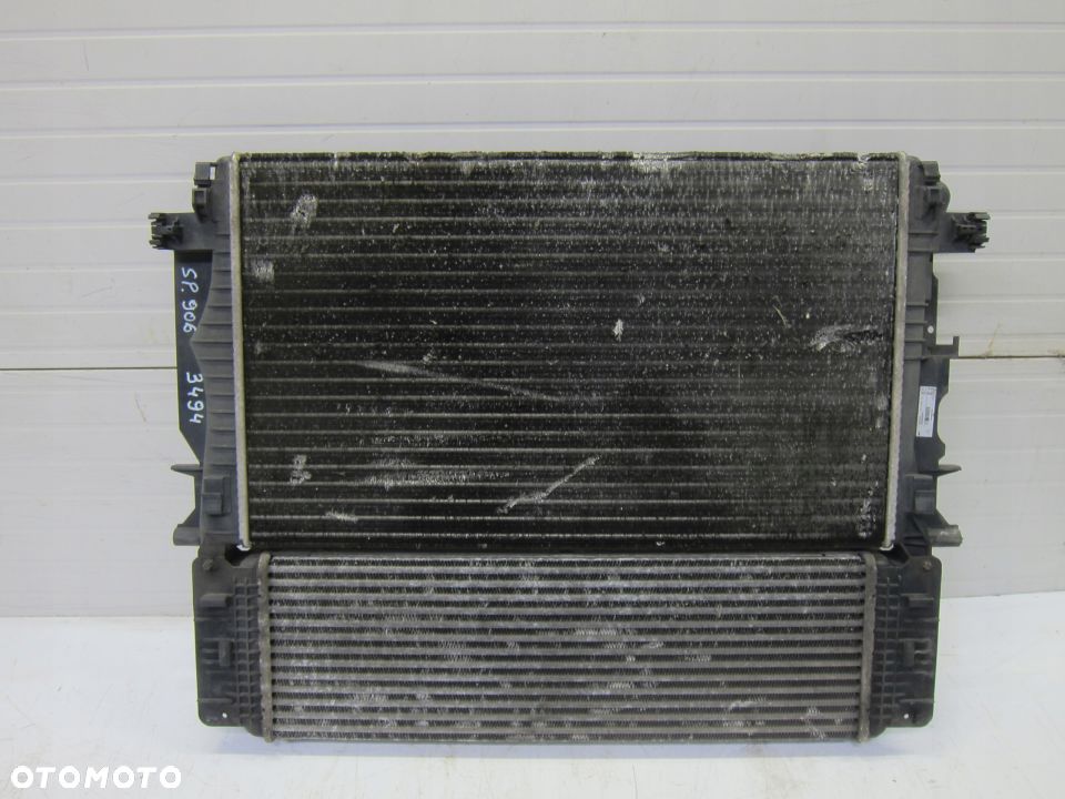 CHŁODNICA WODY INTERCOOLER MERCEDES - 2
